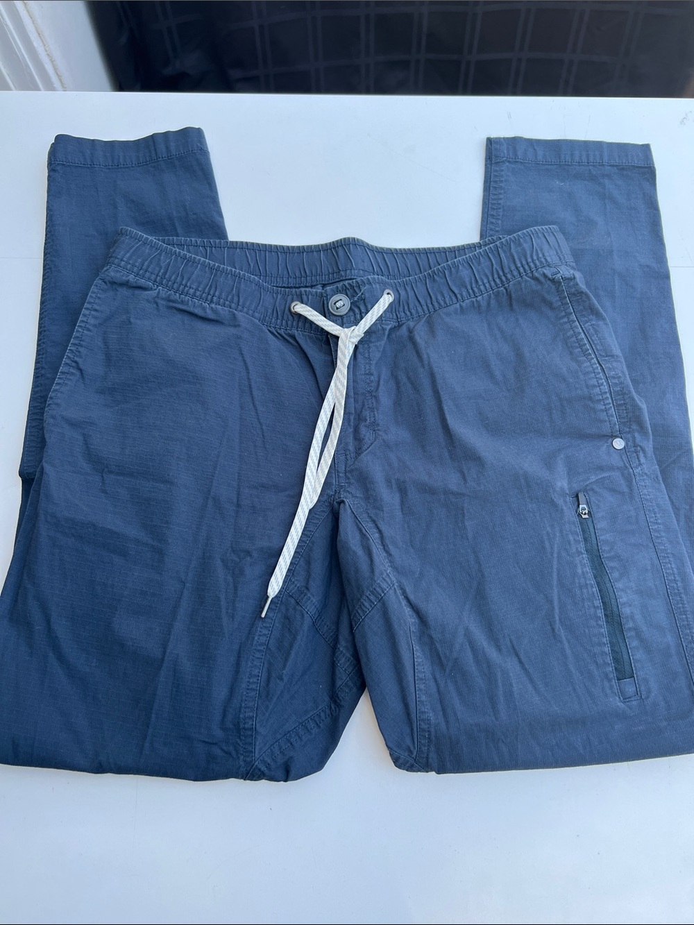 Vuori Men's Casual Drawstring Pants - Navy large